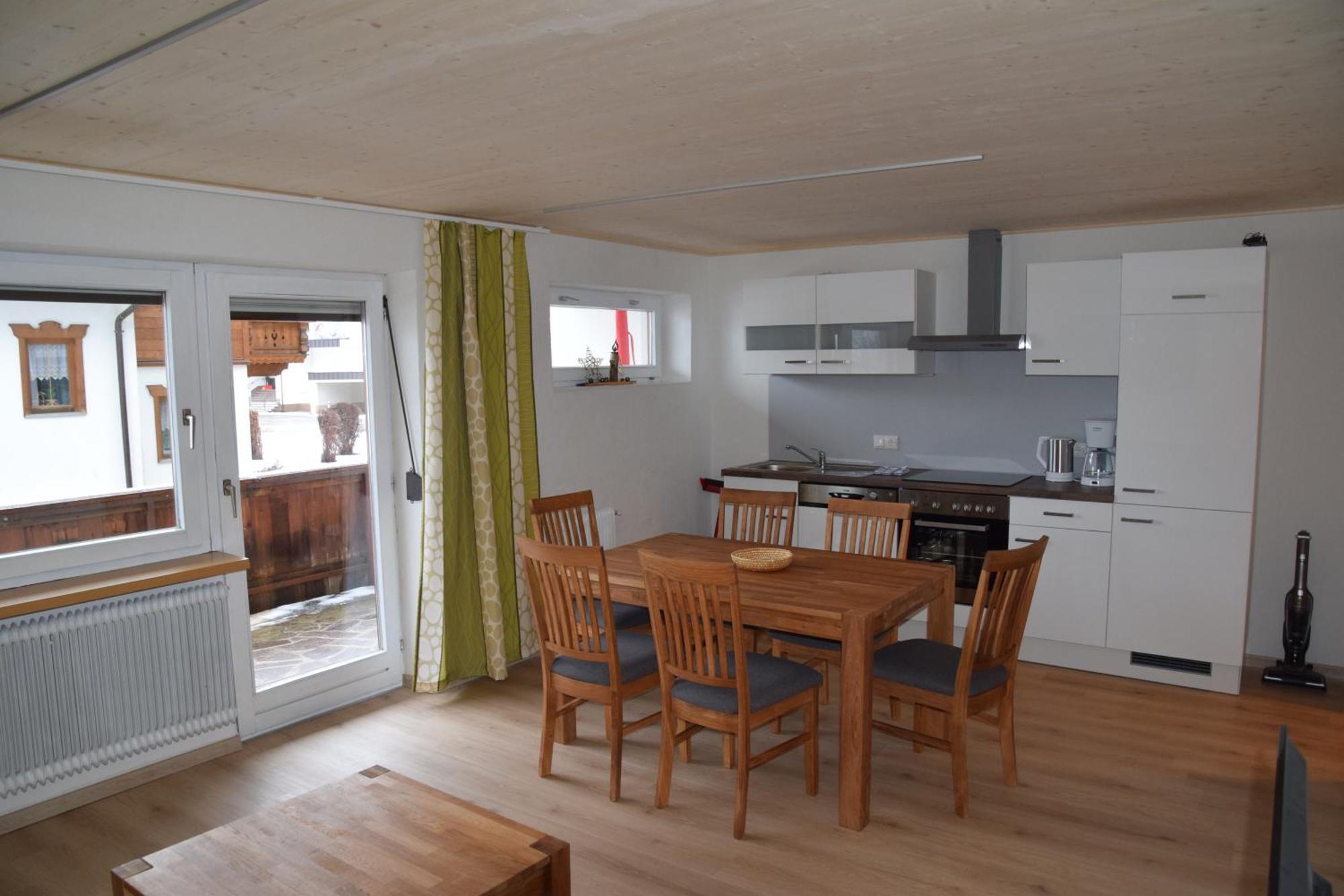 Gaestehaus Wolf Elbigenalp Bagian luar foto